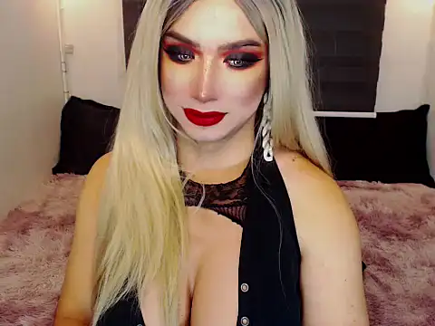 HugeCockDominantXxX online show from 18, 4, 2026