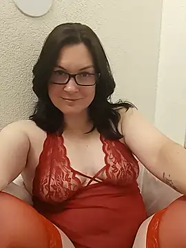 Snapshot of DesreRose chatting on 2, 7, 2026 DesreRose online show from 2, 7, 2026