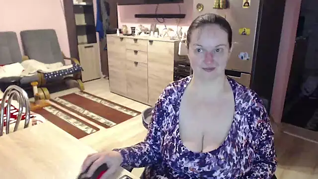 Snapshot of BustyLadyAlma chatting on 11, 2, 2025 BustyLadyAlma online show from 11, 2, 2025