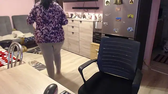 Snapshot of BustyLadyAlma chatting on 30, 10, 2025 BustyLadyAlma online show from 30, 10, 2025