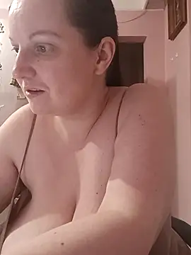 Snapshot of BustyLadyAlma chatting on 21, 12, 2025 BustyLadyAlma online show from 21, 12, 2025