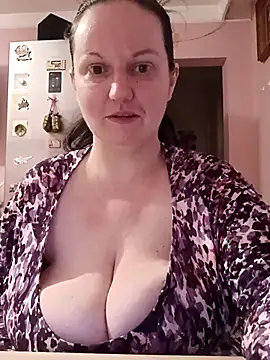 Snapshot of BustyLadyAlma chatting on 19, 1, 2026 BustyLadyAlma online show from 19, 1, 2026