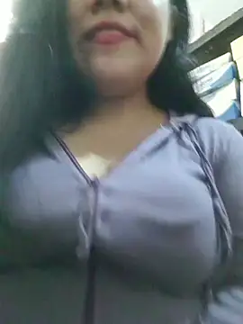 Snapshot of Kalani_Engel chatting on 25, 4, 2026 Kalani Engel online show from 25, 4, 2026