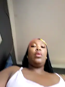 Snapshot of SWEETDOLLY29XX chatting on 6, 1, 2026 SWEETDOLLY29XX online show from 6, 1, 2026