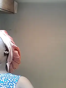 Snapshot of SWEETDOLLY29XX chatting on 12, 2, 2026 SWEETDOLLY29XX online show from 12, 2, 2026