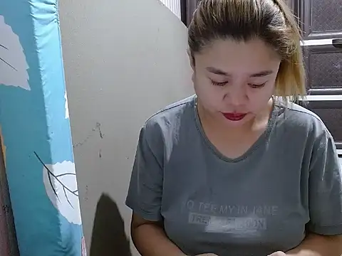 Kariebabe online show from 14, 12, 2025