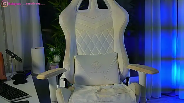 Snapshot of perfectt33n chatting on 6, 12, 2024 perfectt33n online show from 6, 12, 2024