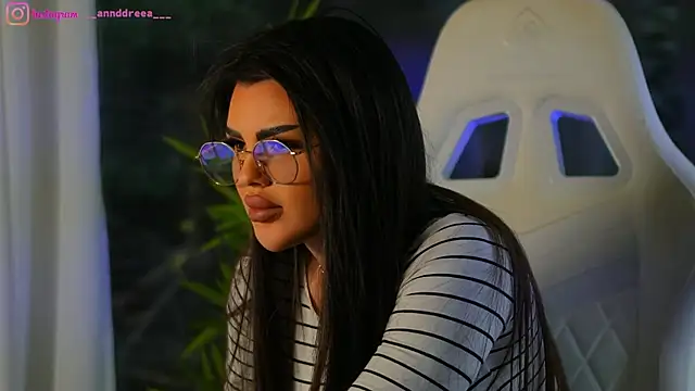 Snapshot of perfectt33n chatting on 3, 1, 2025 perfectt33n online show from 3, 1, 2025