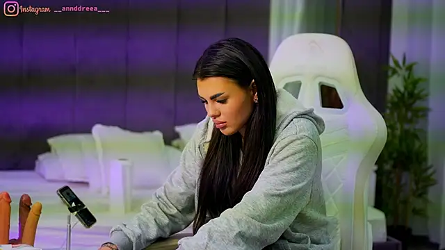 Snapshot of perfectt33n chatting on 8, 10, 2025 perfectt33n online show from 8, 10, 2025