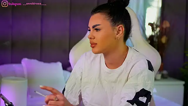 Snapshot of perfectt33n chatting on 23, 10, 2025 perfectt33n online show from 23, 10, 2025