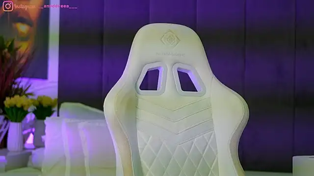 Snapshot of perfectt33n chatting on 21, 11, 2025 perfectt33n online show from 21, 11, 2025