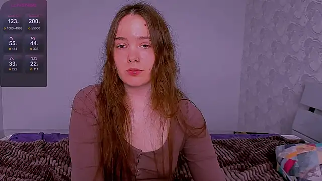 Janie JJ Curvie online show from 13, 4, 2026