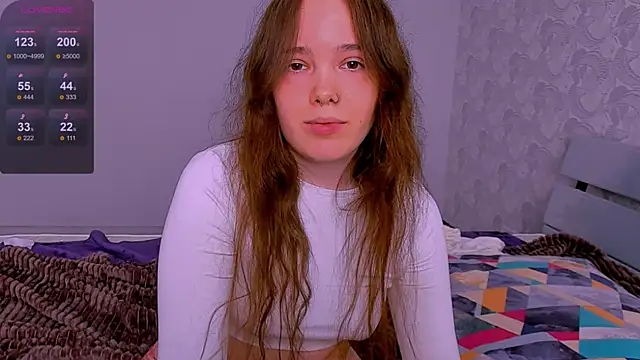 Janie JJ Curvie online show from 16, 4, 2026