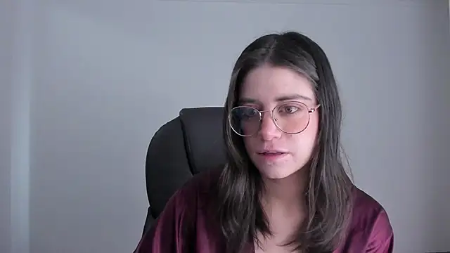 HazelKush online show from 18, 10, 2025