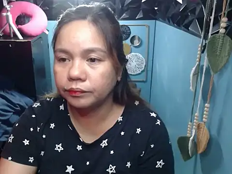 Snapshot of ambersmile chatting on 11, 11, 2025 ambersmile online show from 11, 11, 2025