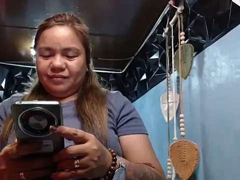 Snapshot of ambersmile chatting on 25, 11, 2025 ambersmile online show from 25, 11, 2025