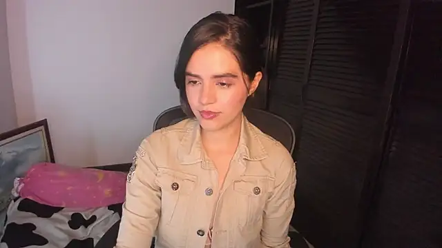 mia collins x online show from 11, 9, 2025