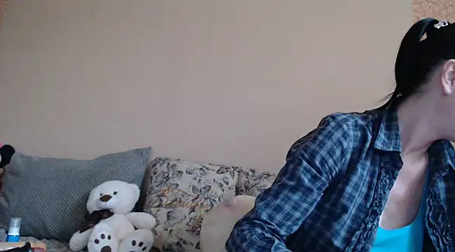 Snapshot of HotDreamm chatting on 19, 2, 2025 HotDreamm online show from 19, 2, 2025