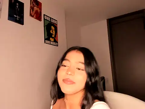 Naiara sex online show from 23, 1, 2025