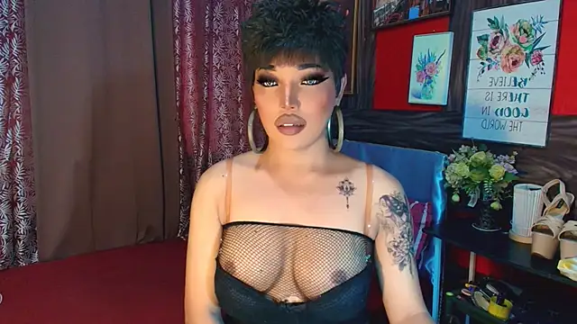 Snapshot of trixxielicious chatting on 17, 10, 2025 trixxielicious online show from 17, 10, 2025