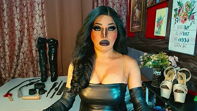 trixxielicious online show from 16, 7, 2026