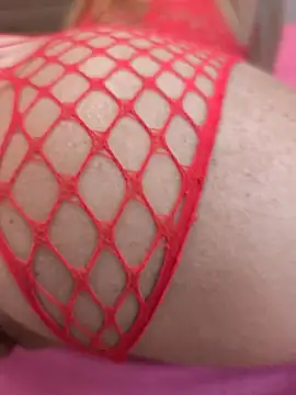 Snapshot of Bull8 chatting on 6, 11, 2025 Bull8 online show from 6, 11, 2025