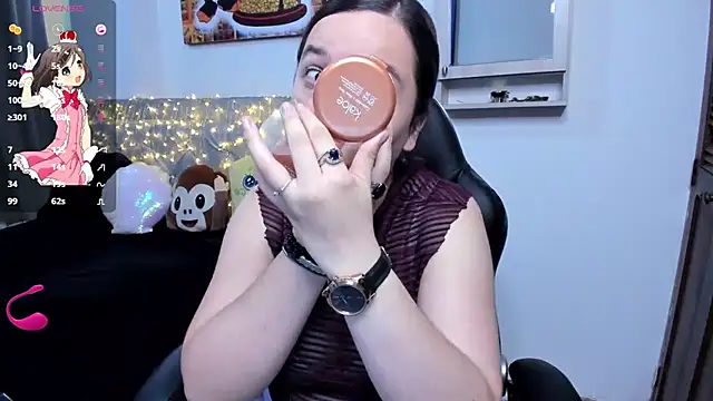 angelaagomez online show from 5, 11, 2025