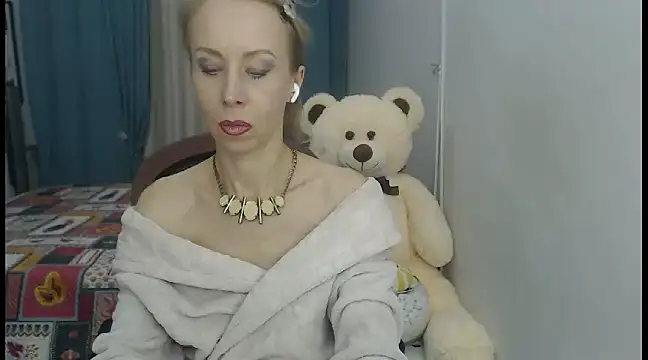 Snapshot of LuxuryNika chatting on 23, 12, 2024 LuxuryNika online show from 23, 12, 2024