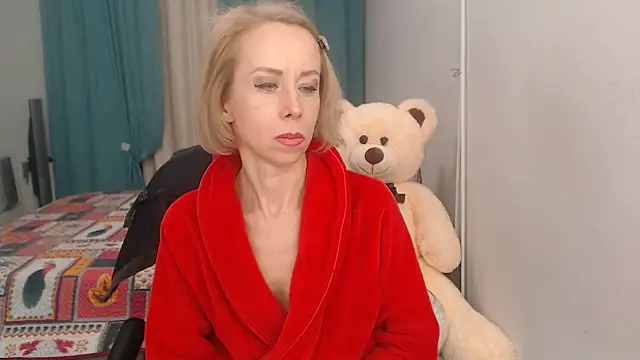 Snapshot of LuxuryNika chatting on 12, 1, 2025 LuxuryNika online show from 12, 1, 2025