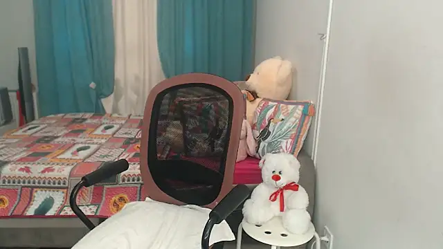 Snapshot of LuxuryNika chatting on 8, 3, 2025 LuxuryNika online show from 8, 3, 2025