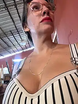 Gatitacarlita online show from 12, 3, 2026