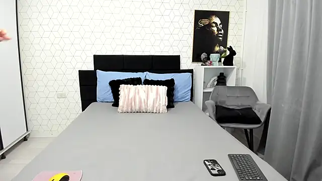 Snapshot of Heidix chatting on 10, 2, 2026 Heidix online show from 10, 2, 2026