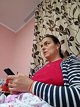 Snapshot of IsabelleCraft chatting on 8, 3, 2025 IsabelleCraft online show from 8, 3, 2025