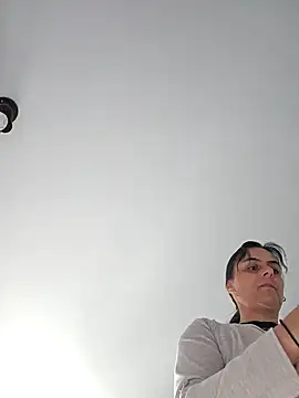 Snapshot of IsabelleCraft chatting on 11, 9, 2025 IsabelleCraft online show from 11, 9, 2025