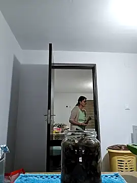 Snapshot of IsabelleCraft chatting on 11, 9, 2025 IsabelleCraft online show from 11, 9, 2025