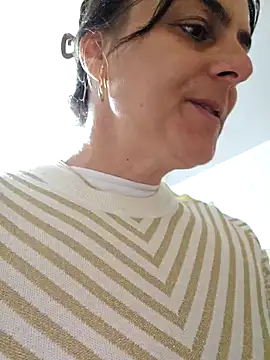 Snapshot of IsabelleCraft chatting on 24, 10, 2025 IsabelleCraft online show from 24, 10, 2025