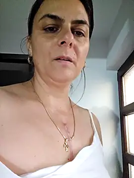 Snapshot of IsabelleCraft chatting on 11, 11, 2025 IsabelleCraft online show from 11, 11, 2025