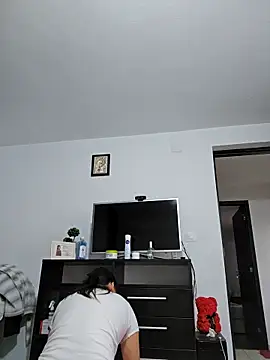 Snapshot of IsabelleCraft chatting on 28, 11, 2025 IsabelleCraft online show from 28, 11, 2025