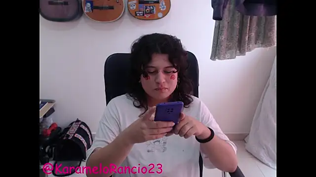 Snapshot of Smoke_trip_Alicia chatting on 28, 2, 2025 Smoke trip Alicia online show from 28, 2, 2025