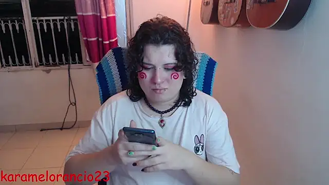 Snapshot of Smoke_trip_Alicia chatting on 26, 9, 2025 Smoke trip Alicia online show from 26, 9, 2025