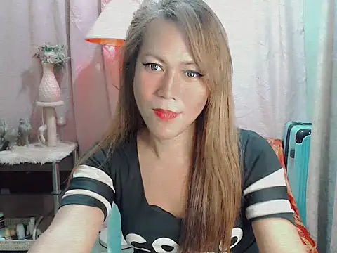 Snapshot of shanecummer chatting on 5, 10, 2025 shanecummer online show from 5, 10, 2025