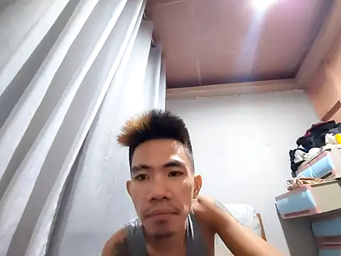 Snapshot of MrGOLDENBOY chatting on 11, 7, 2026 MrGOLDENBOY online show from 11, 7, 2026