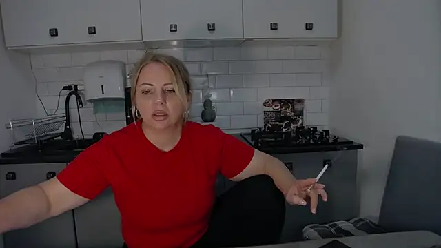 erikaerika online show from 29, 9, 2025