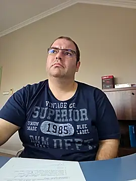 Andrew1900529 online show from 17, 12, 2024