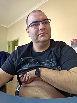 Andrew1900529 online show from 25, 2, 2025