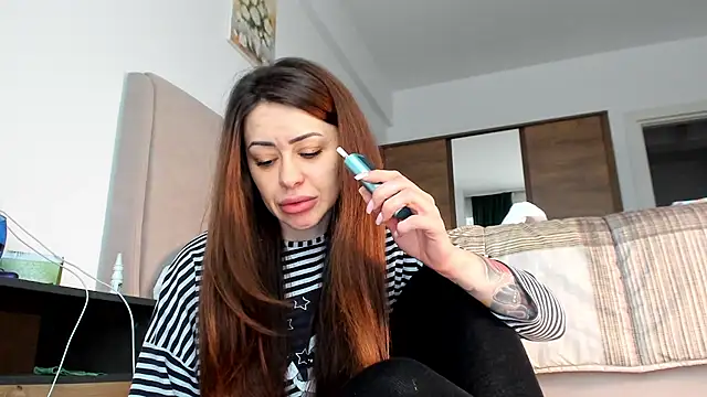 Snapshot of BrianaDiamondXXX chatting on 28, 2, 2025 BrianaDiamondXXX online show from 28, 2, 2025