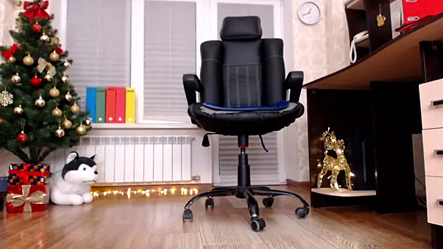 Snapshot of CassieDonald chatting on 24, 12, 2024 CassieDonald online show from 24, 12, 2024