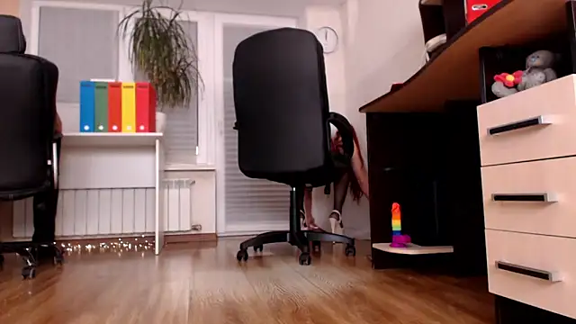 Snapshot of CassieDonald chatting on 7, 10, 2025 CassieDonald online show from 7, 10, 2025