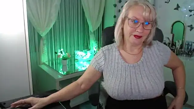 Ghertrude52 online show from 14, 1, 2026