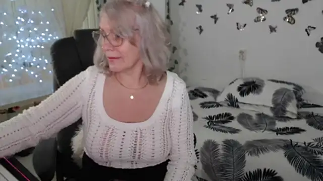 Ghertrude52 online show from 19, 3, 2026